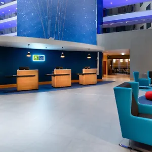 فندق هوليداي إن إكسبريس لندن تي 4 هيثرو